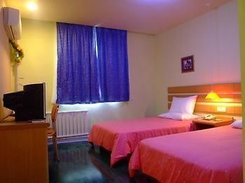 Home Inn Chongming Island West Road - Tsingtao Κινκντάο Εξωτερικό φωτογραφία